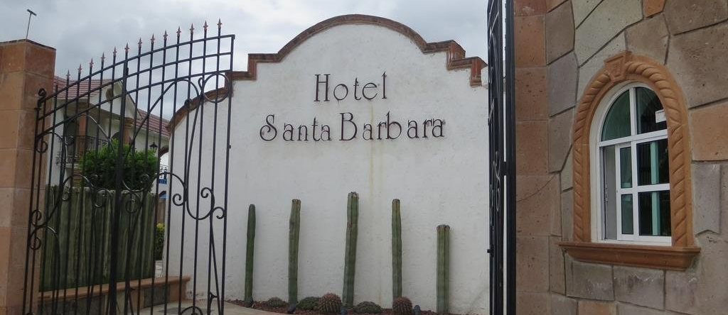 Hotel Santa Barbara, Уичапан — фото 1