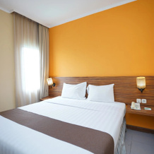 Lorin Syariah Hotel Sentul, Kadumangu — photo 3