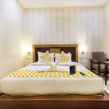 Hotel The Grand Bhavya Palace, Basti — photo 4