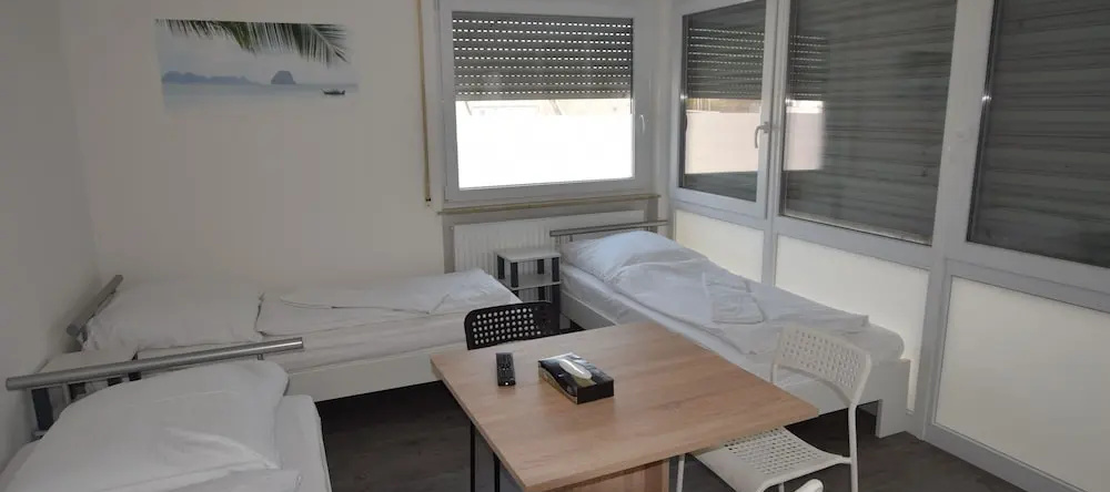 Messezimmer Ab Apartments, Вольфшлуген — фото 1