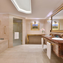 Sheraton Grand Doha Resort & Convention Hotel, 多哈 — 照片 3