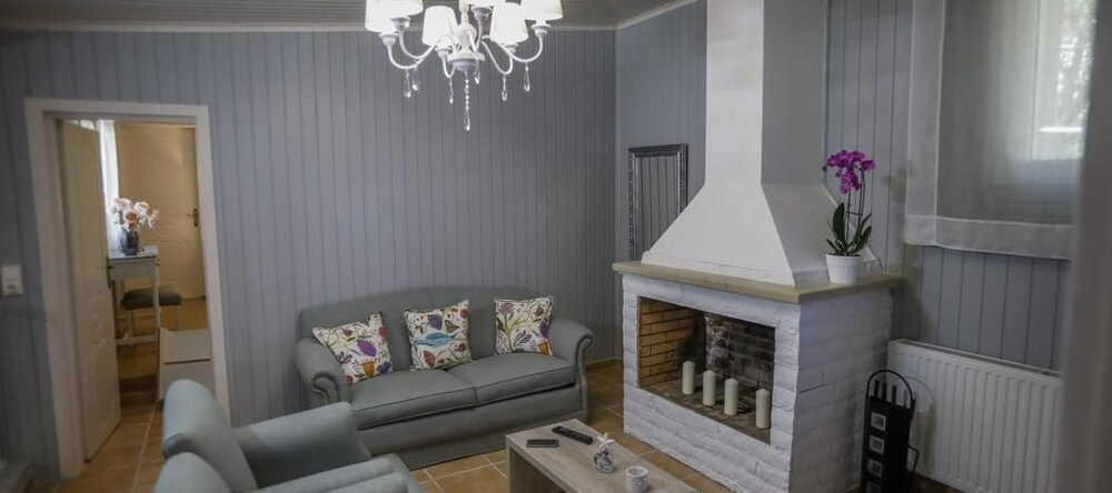 Liostasi Maison Provençale, 阿尔戈斯托利 — 照片 1