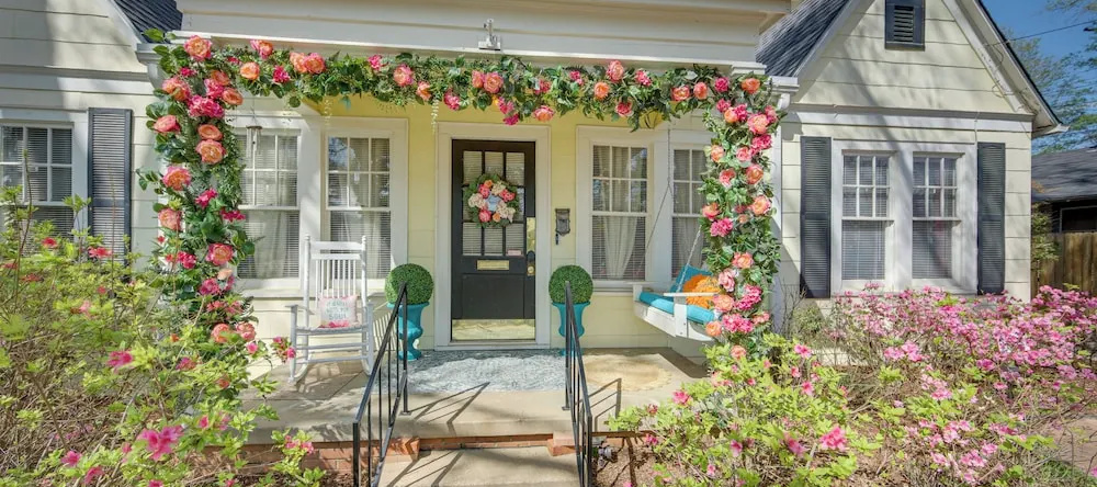 'the Pink Azalea' - Tyler Home w/ Yard + Patio!, Tyler — photo 1