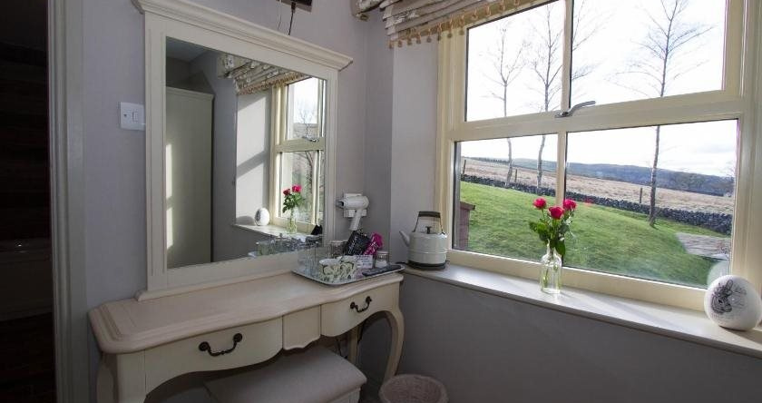 Warren House B&B, Hawkswick — photo 1