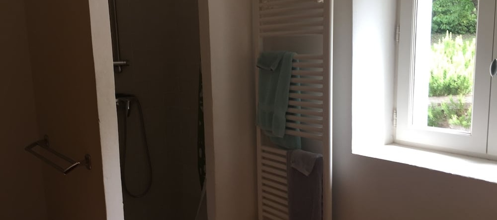 Chambres d'Hôtes et Mas - Les Bouisserettes, Oppede — photo 1