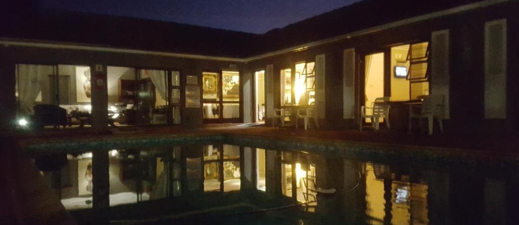 Tropical Beach Boutique Guesthouse, 雪莉海滩 — 照片 1