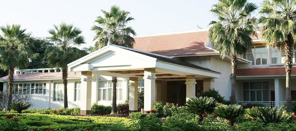 New Tai Garden Hotel, Xishuangbanna — photo 1
