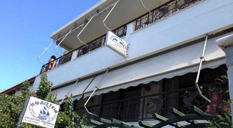 Arion Beach Apartments, 米里纳 — 照片 1