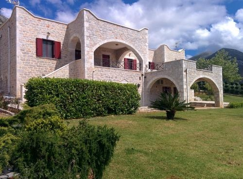 Villa Fivos Mani, 皮尔戈斯迪鲁 — 照片 1