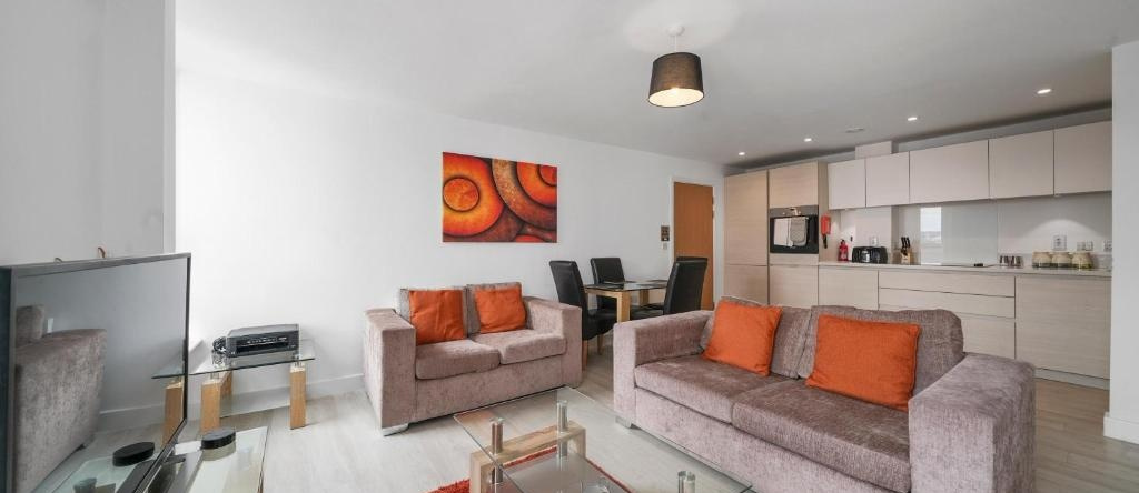 Kennet House Superior Serviced Apartment by Ferndale, Reading — photo 1