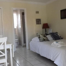 Eamon James Apartments & Suites, Lake Worth — photo 4