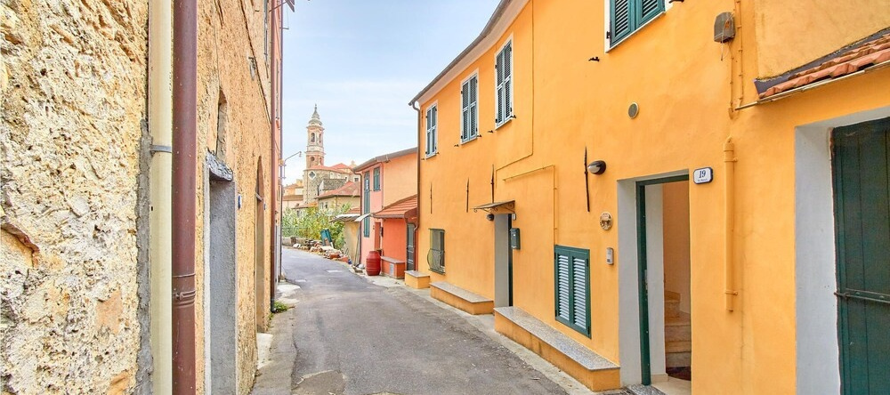 La casa sul Fiume, Dolcedo — photo 1