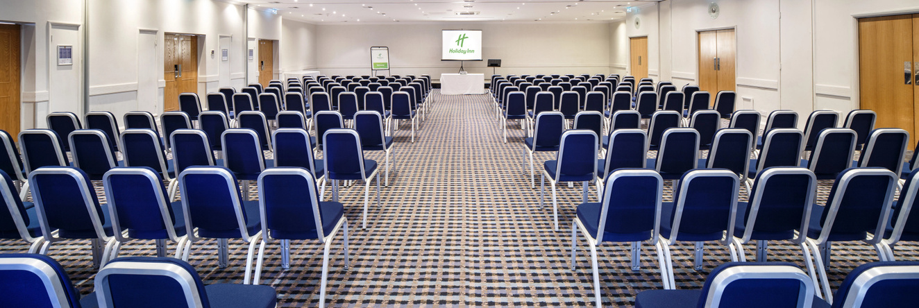 Holiday Inn Basildon by IHG, 巴西尔登 — 照片 1