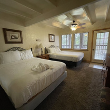 Mountain Harbor Lodge cottage on Lake Ouachita by RedAwning, 艾达山 — 照片 3