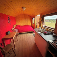 1 Bed Hut - Sleeps 2 - Parking - Smoking, Мидсомер-Нортон — фото 2