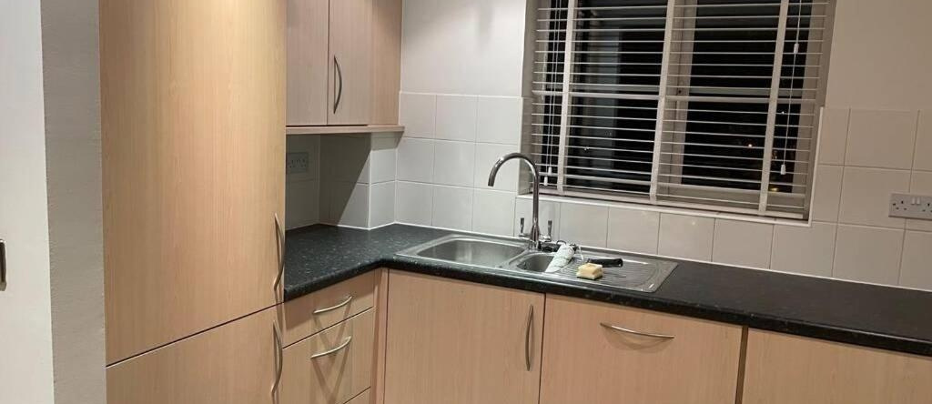 Luxurious & Cosy Apartment In Surrey, Уэйбридж — фото 1
