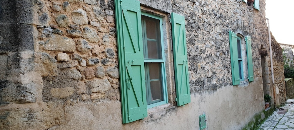 Apartment With one Bedroom in Grambois, With Wifi, Grambois — photo 1