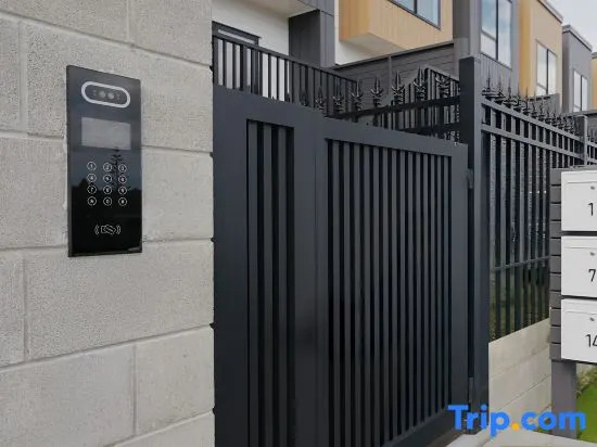 Morden 3BR Townhouse Gated Community Parking Free | CCTV, 格伦伊甸滑雪俱乐部 — 照片 1