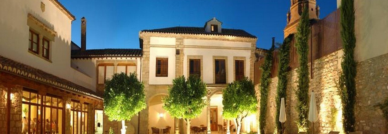 Hotel Puerta De La Luna, Баеза — фото 1
