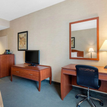 Quality Inn & Suites Benton - Draffenville, Драффенвилл — фото 4
