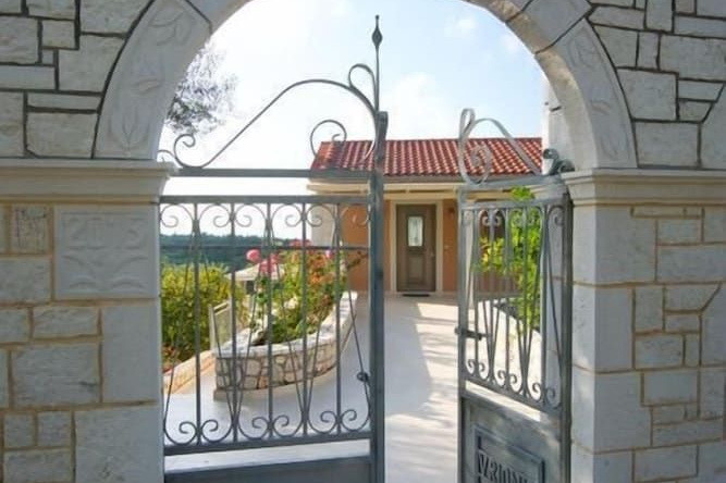 Vryonis Villa, Фискардо — фото 1