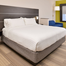 Holiday Inn Express & Suites Kansas City - Lee's Summit, an IHG Hotel, Lees Summit — photo 4