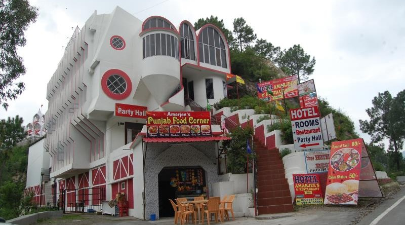 Amarjees Hotel & Restaurant, Arki — photo 1
