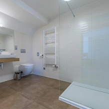 Wellness & Spa hotel Villa Regenhart, 耶塞尼克 — 照片 4