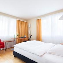 Hotel Gasthaus zur Linde, 施泰因豪森 — 照片 3