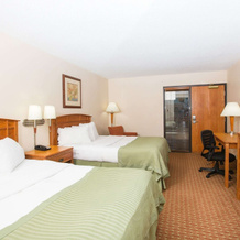 Ramada Tropics Resort / Conference Center Des Moines, 厄班代尔 — 照片 5