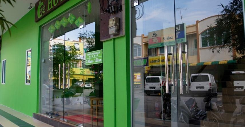 Green Hotel, Sungai Besar — photo 1
