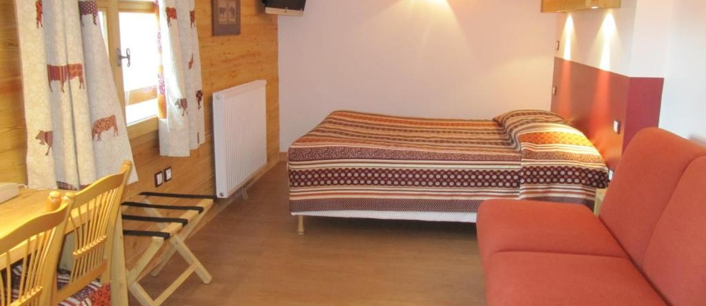 Hotel Les Peupliers, Баратье — фото 1