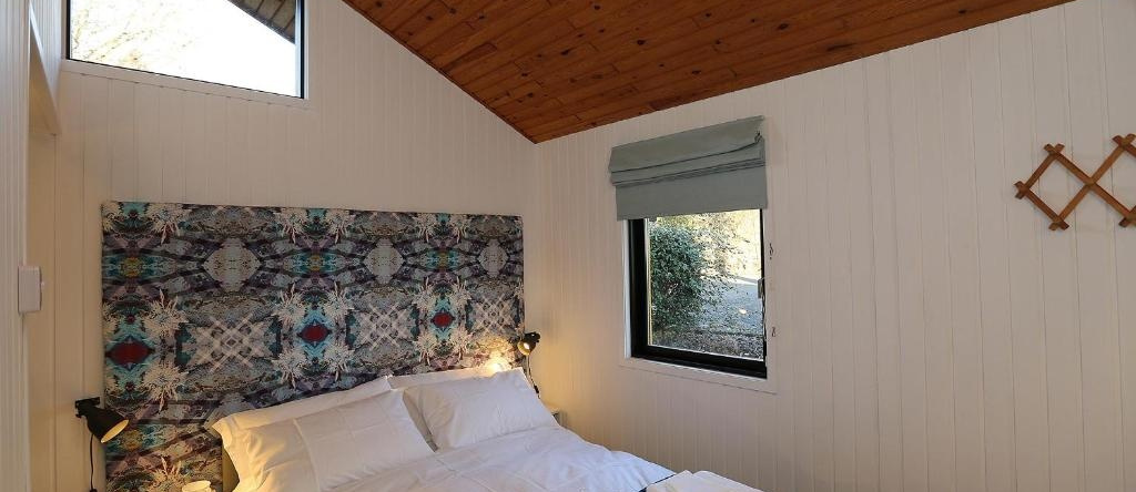 Cosy Modern Nordic Lodge w/ Loch View & Log Burner, 洛赫恩黑德 — 照片 1