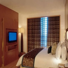 NIRVANA Hotel I Banquets I Club, 卢迪亚纳 — 照片 2