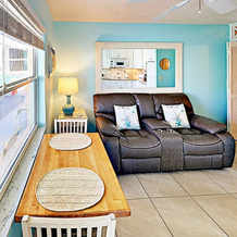 2700 Gulf Blvd 5E Condo 1 Bedroom 1 Bathroom Condo, Belleair Beach — photo 2
