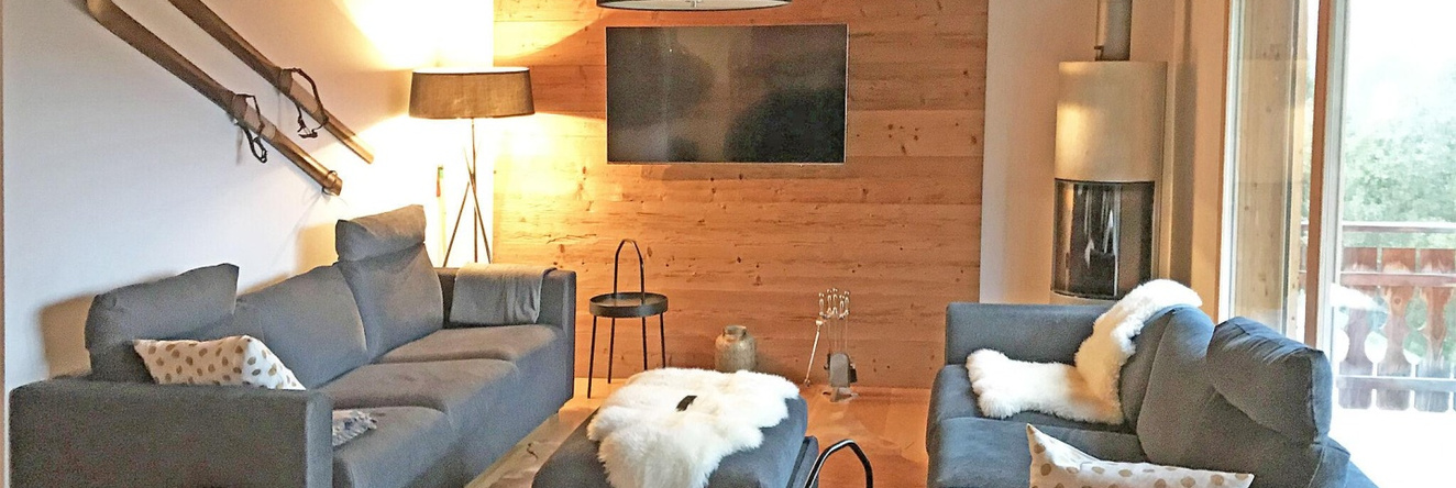 Chalet In Val Dherens Near Ski Lift, Эреманс — фото 1