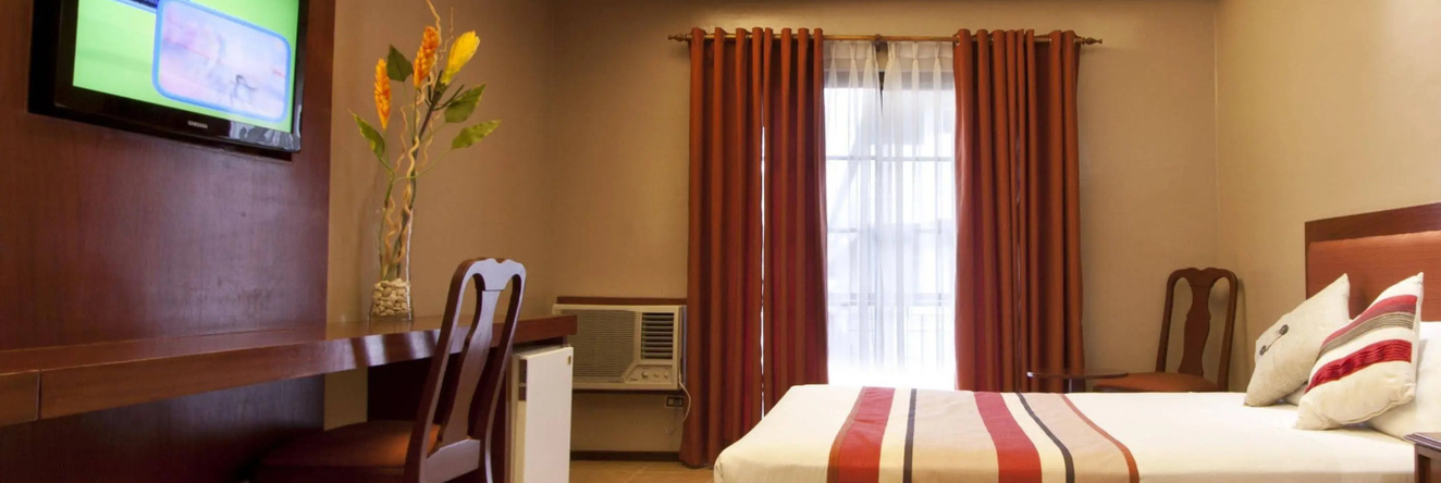 Ormoc Villa Hotel, Ormoc — photo 1
