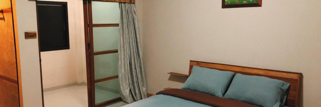 Palm Spring Apartment, Маха Саракхам — фото 1