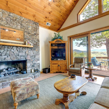 Almond Vacation Rental w/ Mountain Views!, 阿尔蒙德 — 照片 2