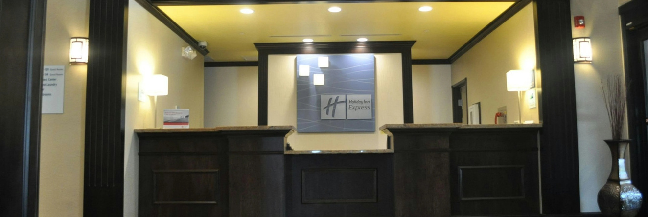 Holiday Inn Express & Suites Greensburg By Ihg, Гринсбург — фото 1