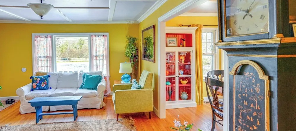 1 Mi to Dtwn: Beautiful Home in Williamstown!, Уильямстаун — 照片 1