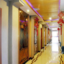 White Horse Hotel Xilinhot, 锡林浩特 — 照片 2