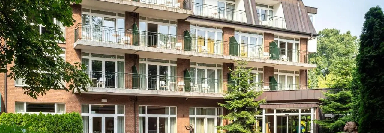 Waldhotel Tannenhäuschen, Wesel — photo 1