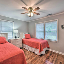 Beaufort Home W/porch, 4 Mi. From Downtown!, 博福特 — 照片 4