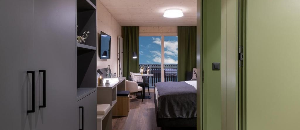 AVES Hotel Savognin, Savognin — photo 1