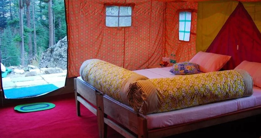 Kinner Camps, 塞林切 — 照片 1
