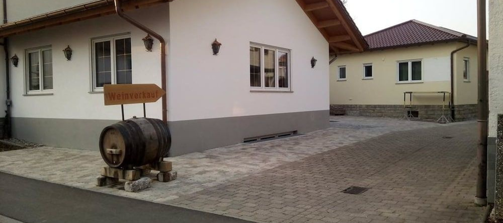 Gästehaus Weingut Politschek, 雅格斯特费尔德 — 照片 1