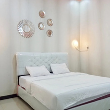 Urbanview Hotel Rifal Home Tegal, 直葛 — 照片 5
