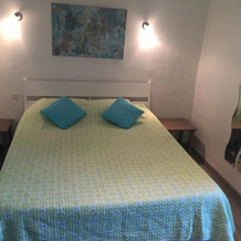 Bed And Breakfast "Les Cigales", 萨莱讷 — 照片 2
