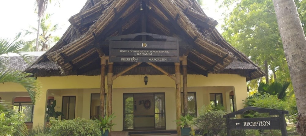 Jumuia Beach Resort Kanamai, Kilifi — photo 1
